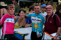 The Davis family with Qld Commissaire Don Graham