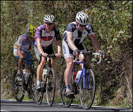 3xC: 3 riders hang tough on the 17 km Gibralatr climb